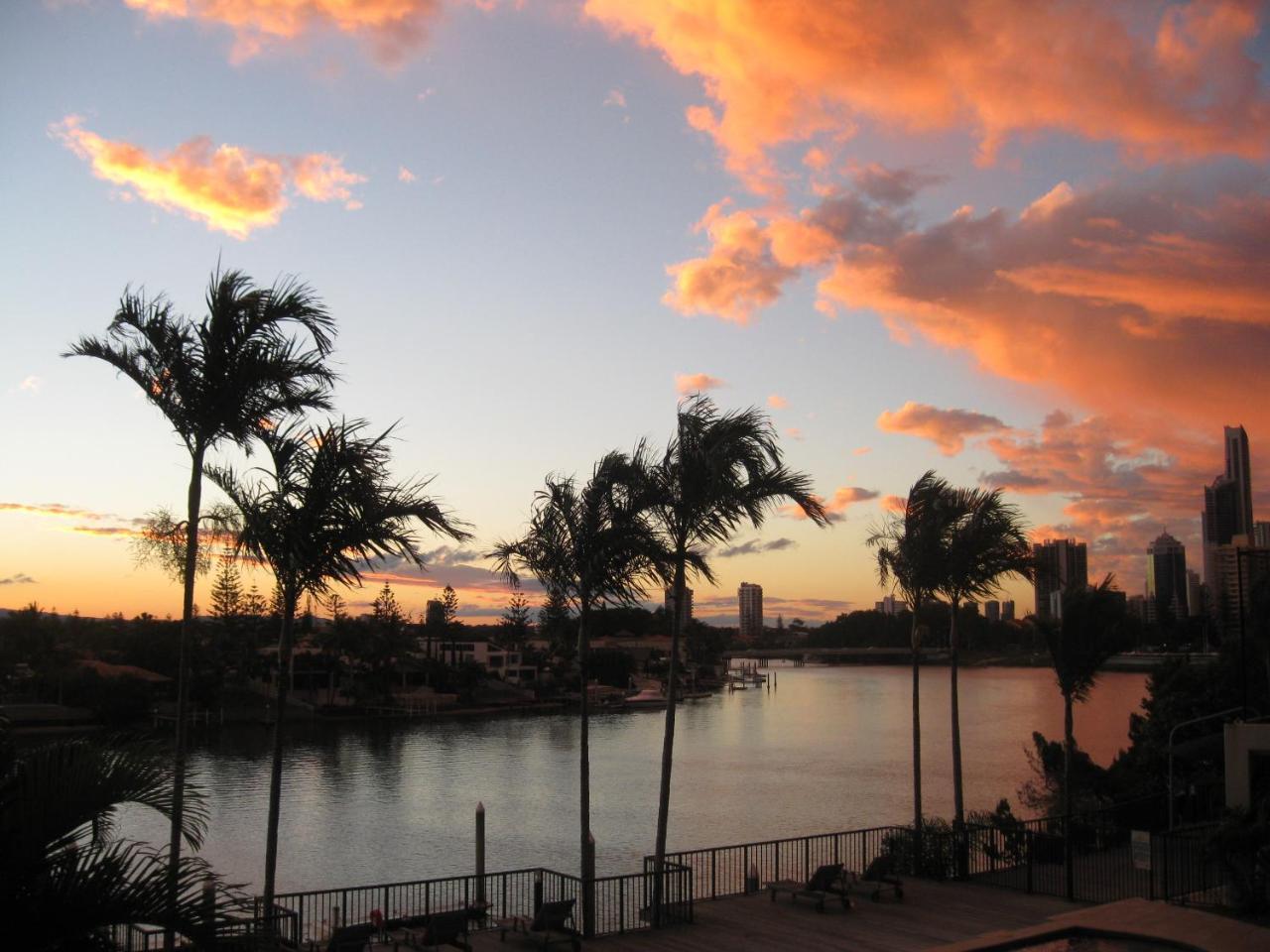 The Pinnacle Apartments Gold Coast Kültér fotó